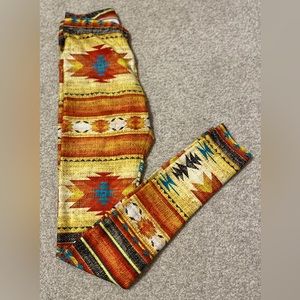 *most amazing leggings ever• NWOT POPrageous leggings size medium